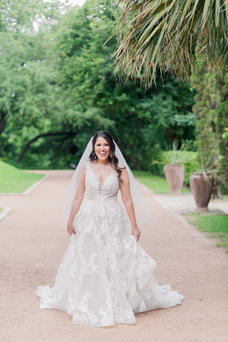 Laguna Gloria Bridal Portraits