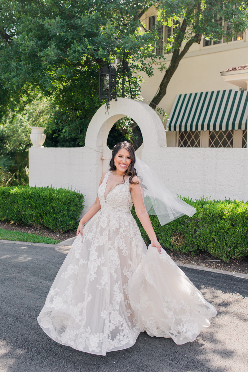 Laguna Gloria Bridal Portraits