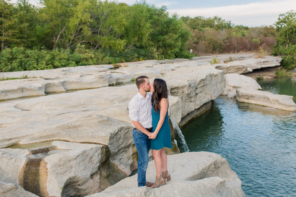 mckinney falls state park engagement pictures