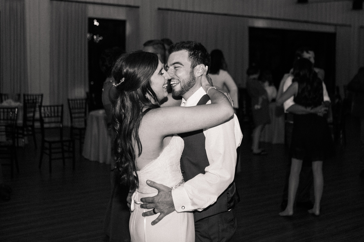 fun reception dancing photos