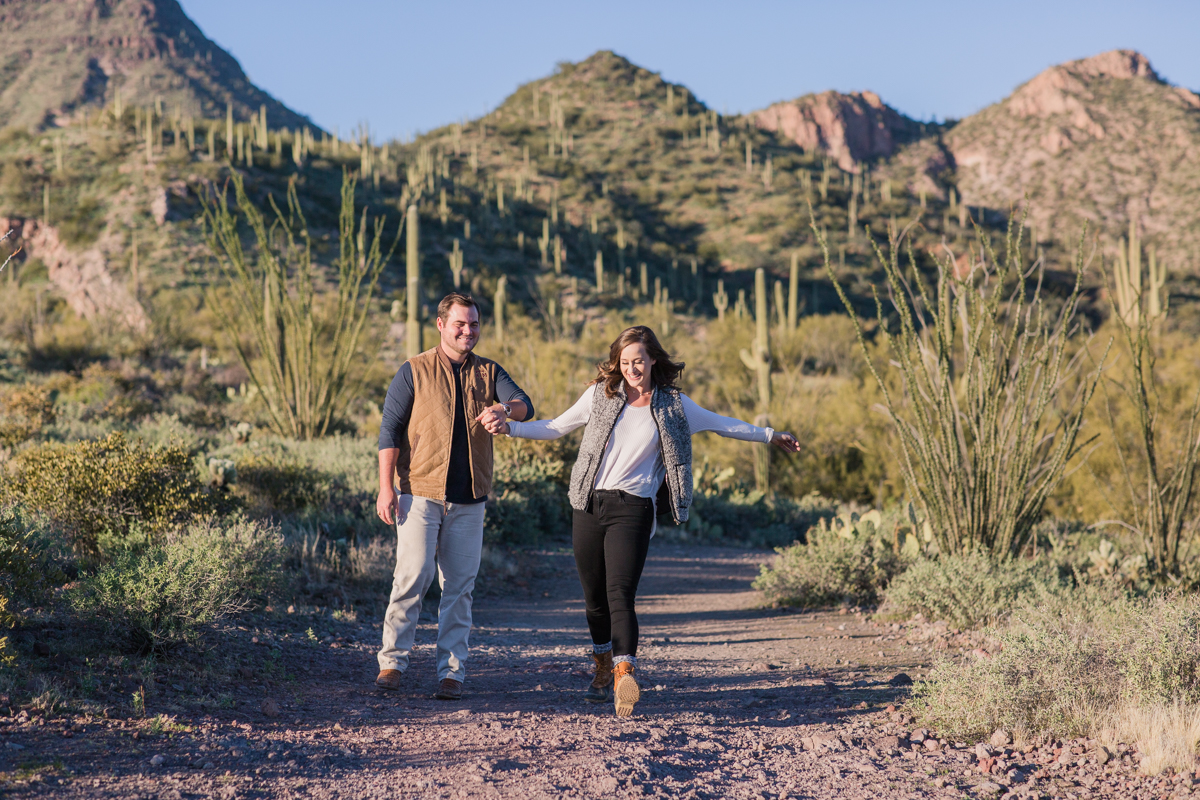 Arizona Desert Adventure couples photos