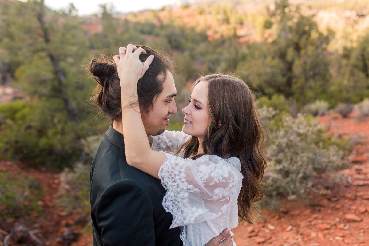 Adventure elopement sedona lauren garrison photography