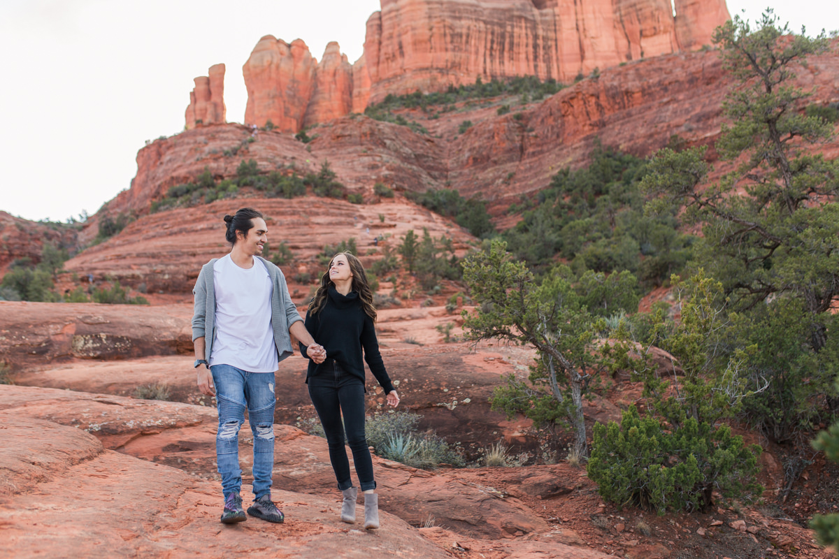 Adventure engagement pictures sedona lauren garrison photography