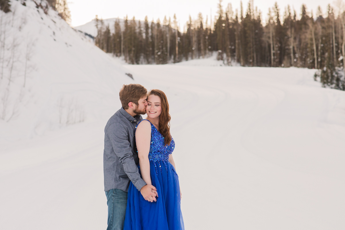 Telluride, Colorado Snowy Winter Engagement Photos