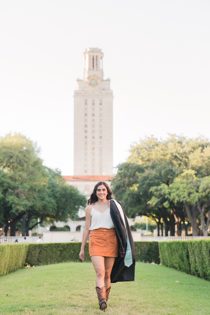 UT Austin Senior Photos Fun Natural