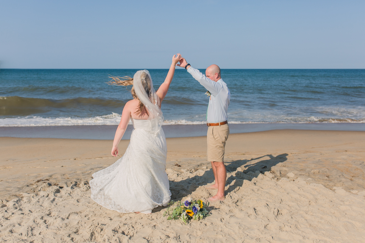 Jennette's Pier Nags Head Outer Banks North Carolina Beach Elopement