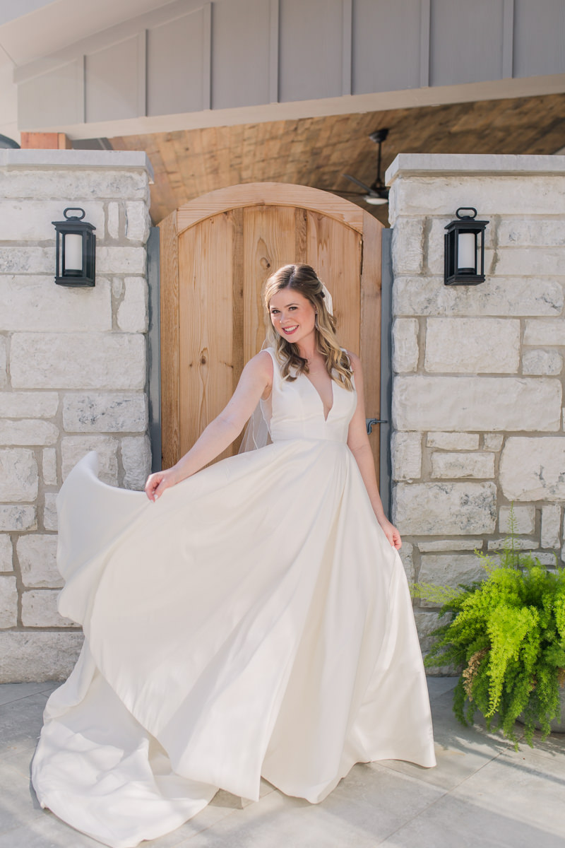 HighPointe Estate Wedding Photographer - Liberty Hill, Texas