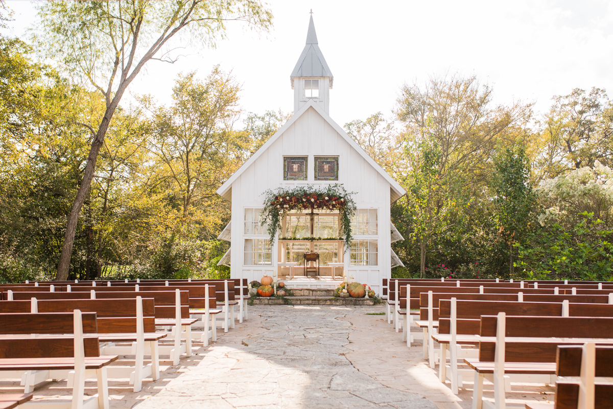 Autumn Fall Wedding Theme Ceremony Decor