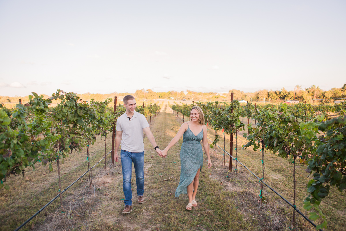best places to propose Austin, best places to propose in fredericksburg texas, fredericksburg texas proposal photographer, lauren garrison wedding photography, proposal photographer, Slate Mill Collective winery, vineyard marriage proposal pictures, winery proposal
