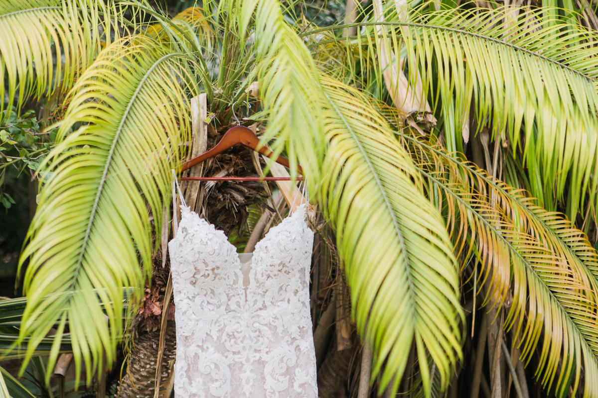 palm tree dress detail