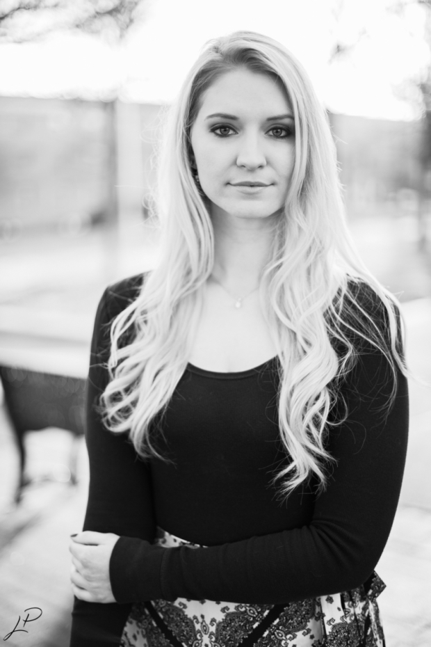 123015.Amber.UNT.Grad-19.bw.FB.WM