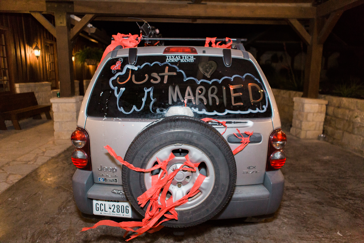 Andrea and Eric's Georgetown, Texas Wedding at Gabriel Springs