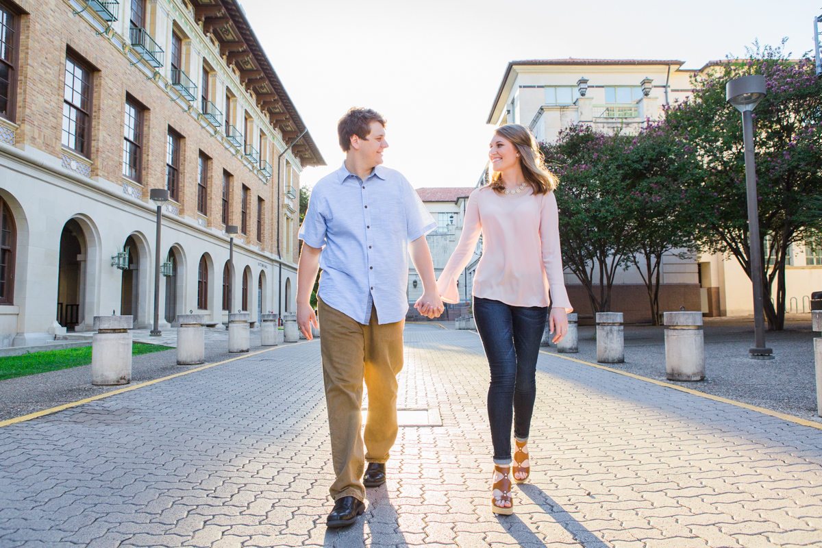 See more from Rebecca & Thomas’ Engagement Photos at bit.ly/2cyk2g5 www.LaurenGarrisonPhotography.com @LaurenGarrisonPhoto