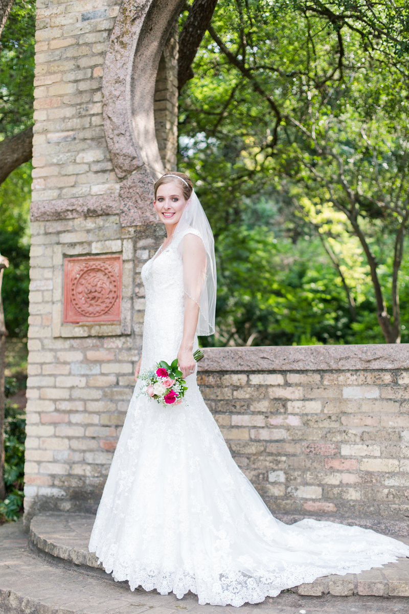 Central Texas Wedding Photographer