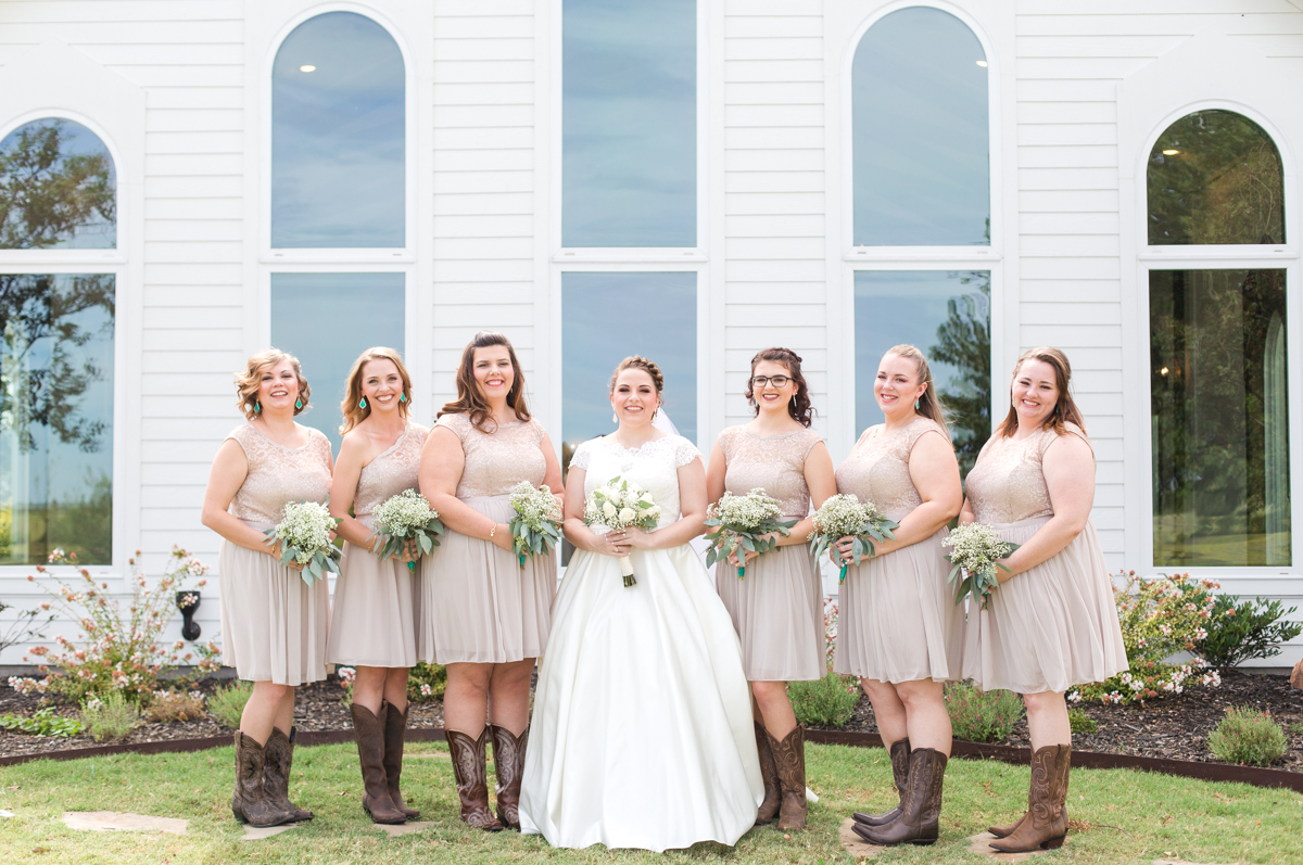 bridal party pictures