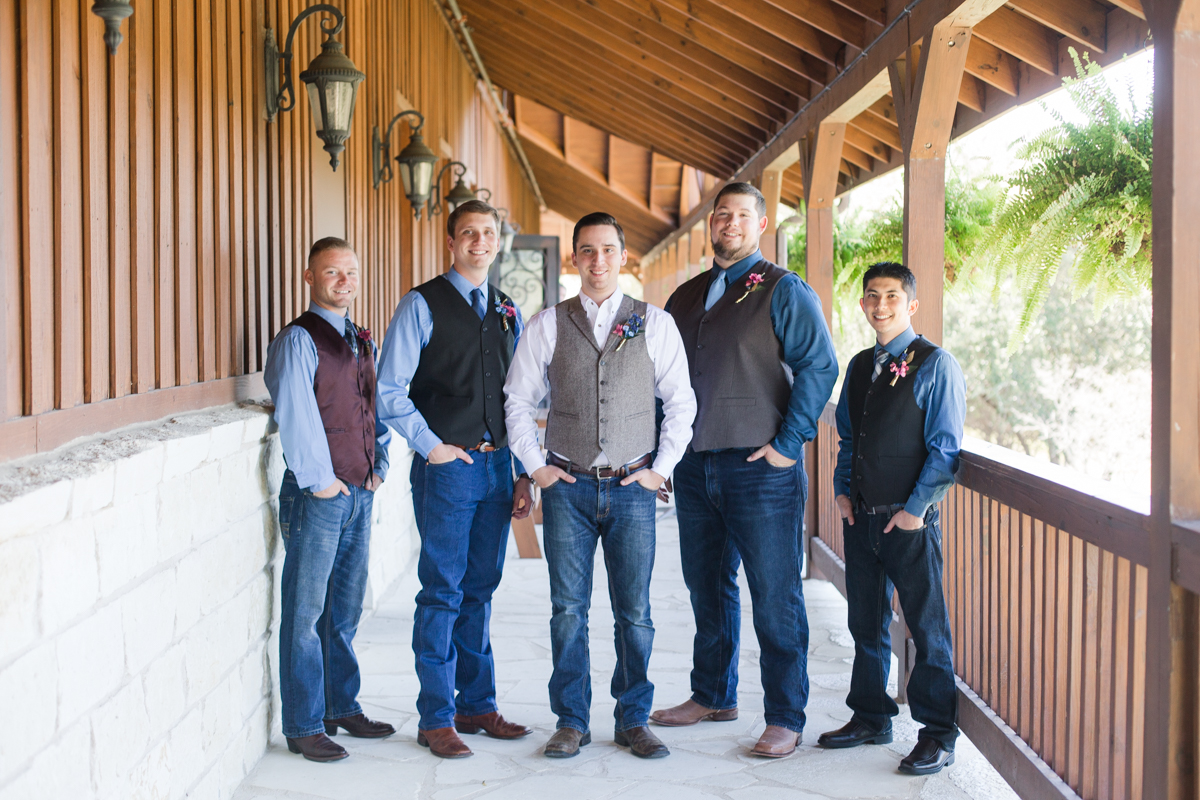 groomsmen portrait