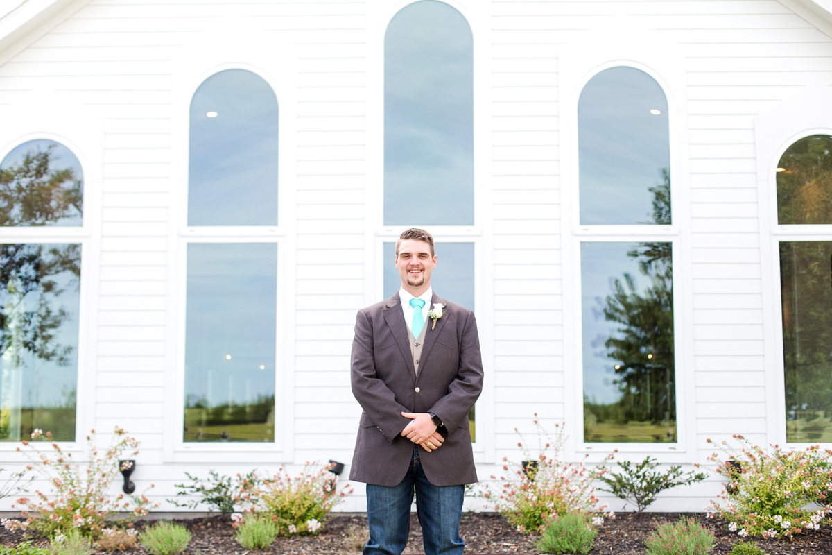 groom photography