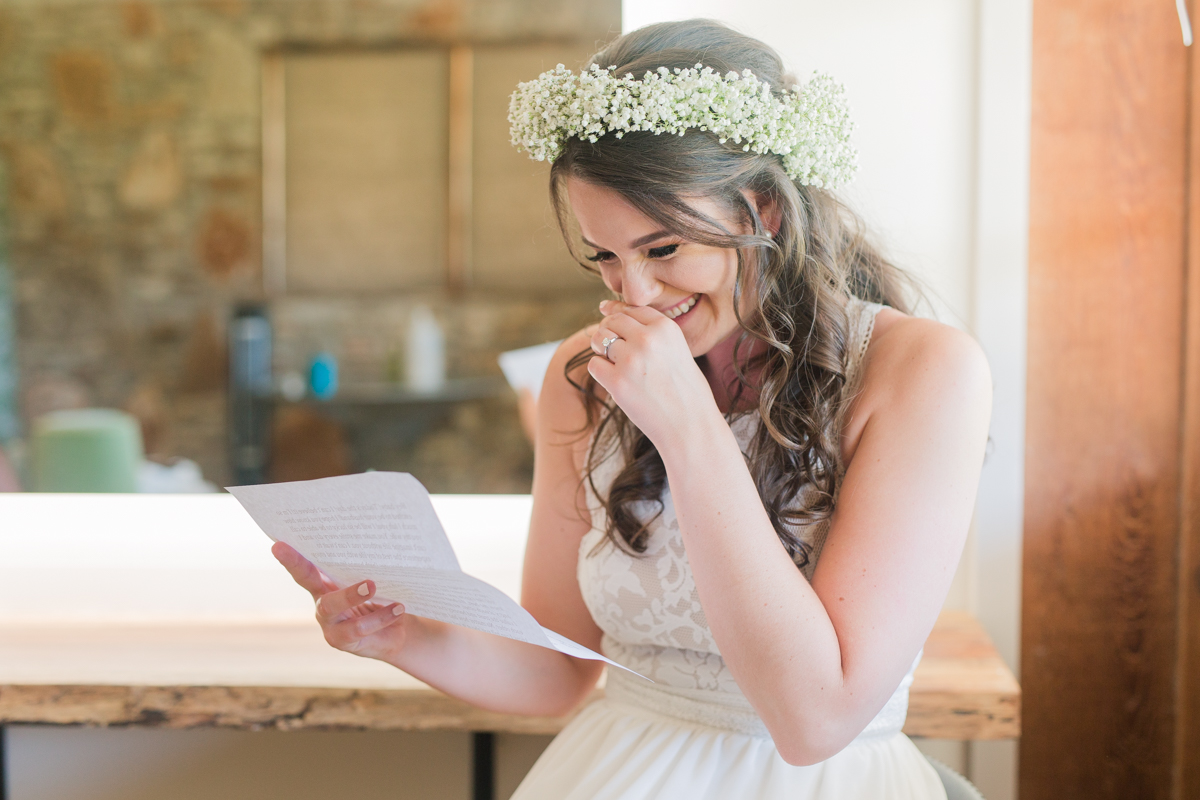 emotional wedding photos