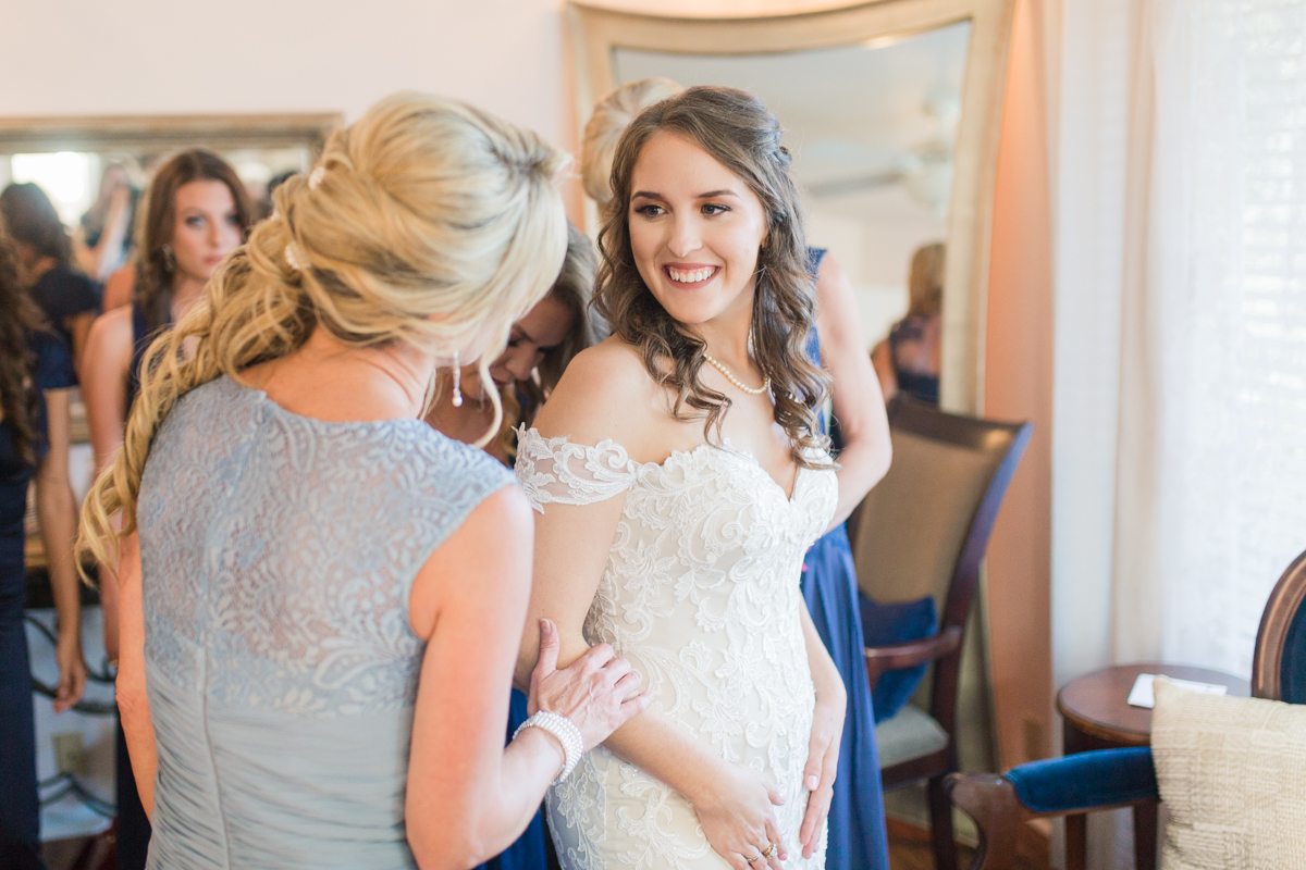 getting ready wedding morning