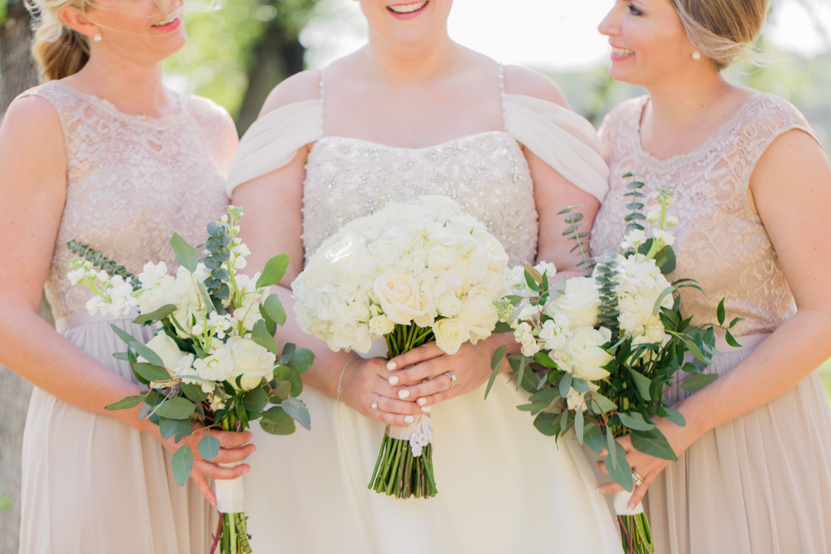 bridesmaids bouquets