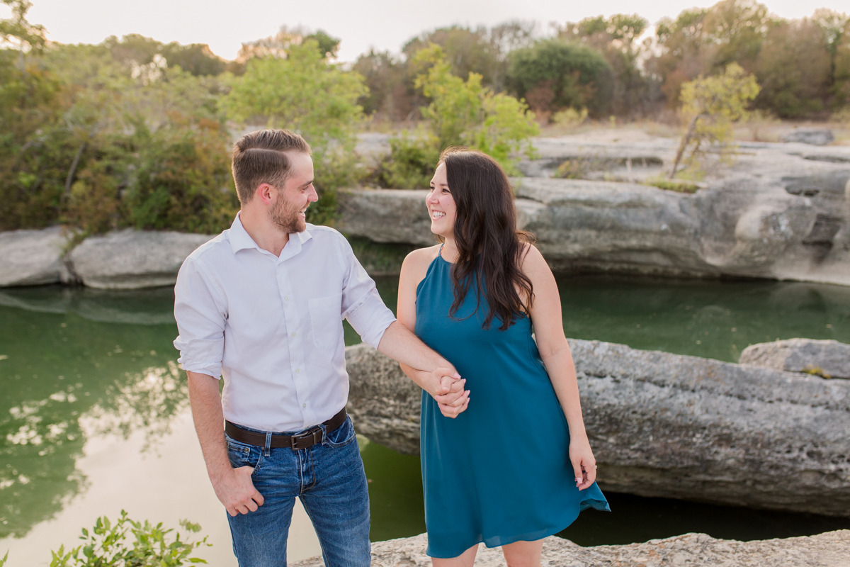 fun engagement pictures austin
