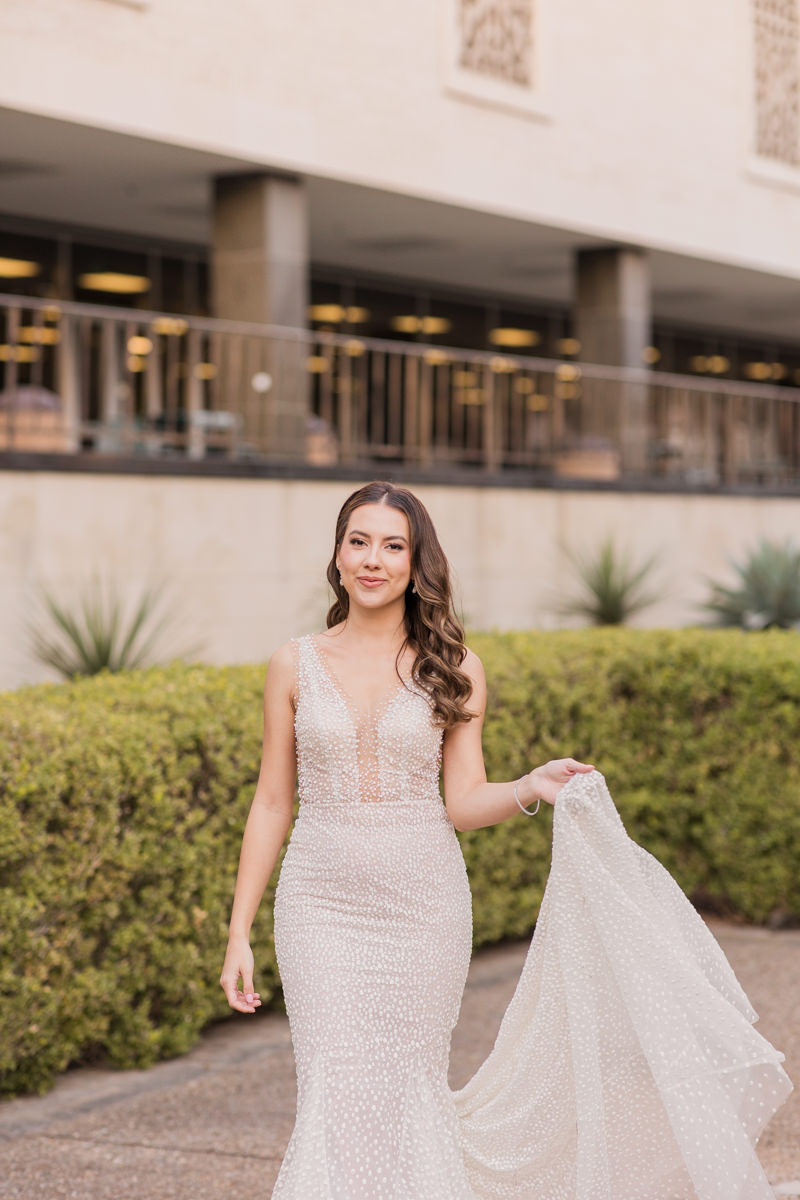 Elegant UT Austin Bridal Photos