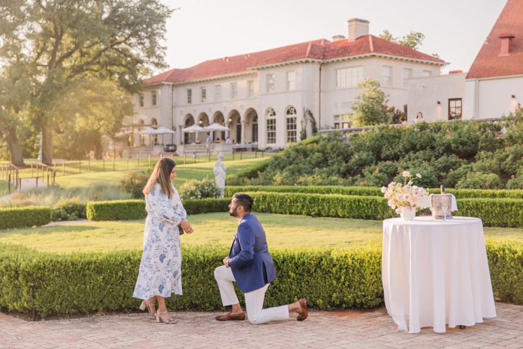 Best Places to Propose in Austin, Texas - Commodore Perry Estate