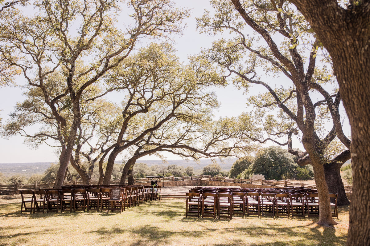 Inspiring Oaks Ranch Wedding in Wimberley