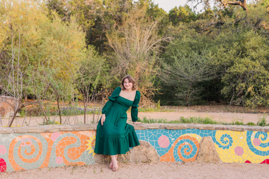 Best Senior Photo Locations in Austin – Lady Bird Johnson Wildflower Center