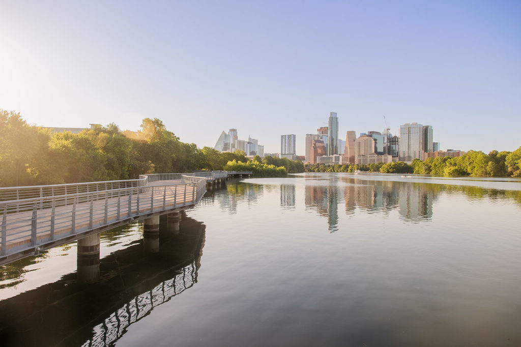 Best Senior Photo Locations in Austin – The Boardwalk