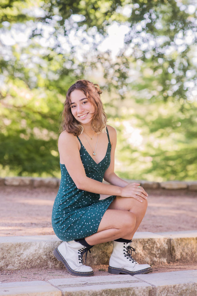 Best Senior Photo Locations in Austin – Mills Pond Pflugerville