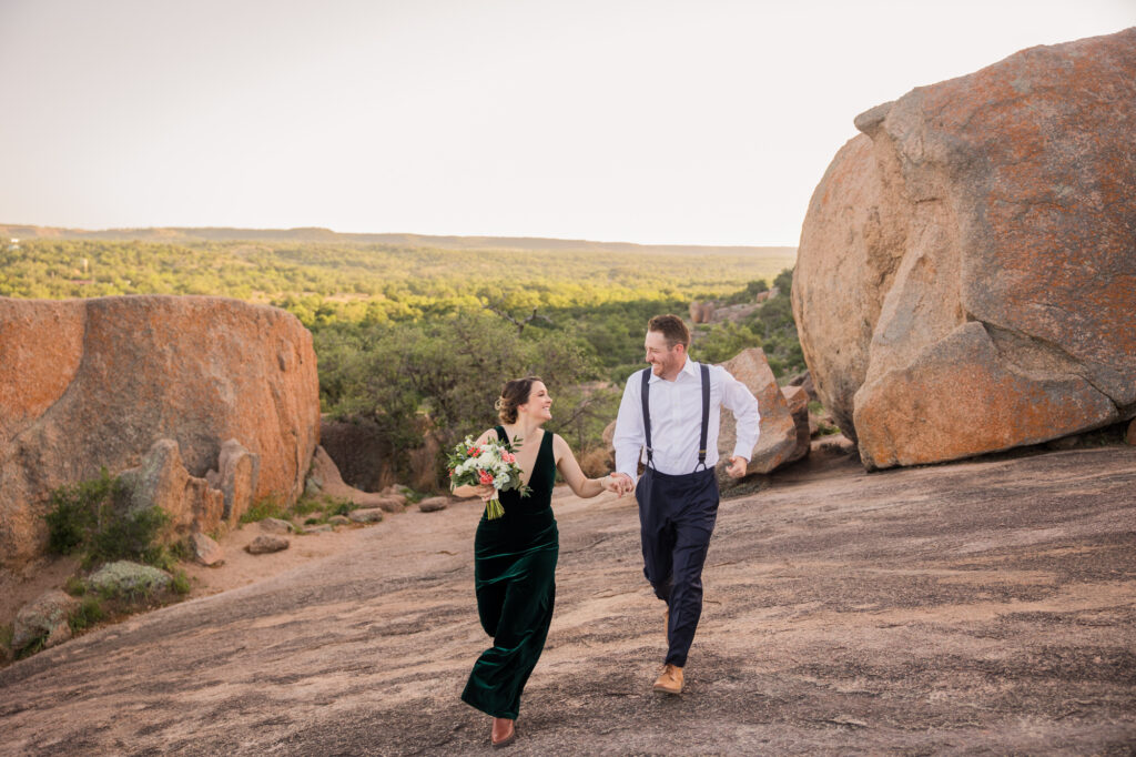 Enchanted Rock Elopement Pictures, Fredericksburg Texas Hill Country 