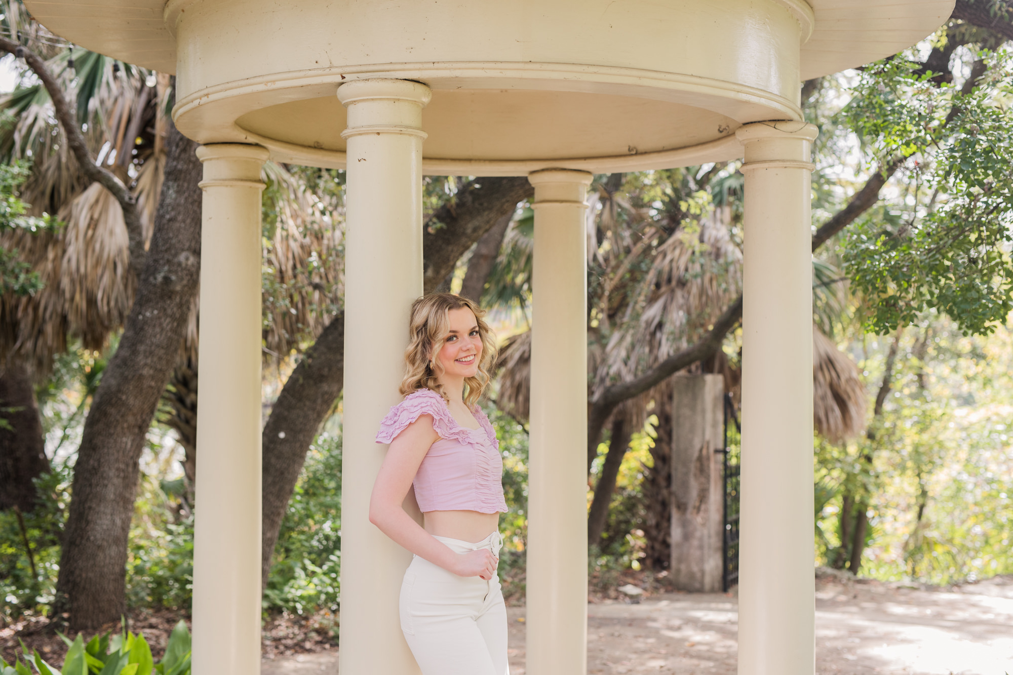 Laguna Gloria Gazebo Senior Photos Austin Texas 