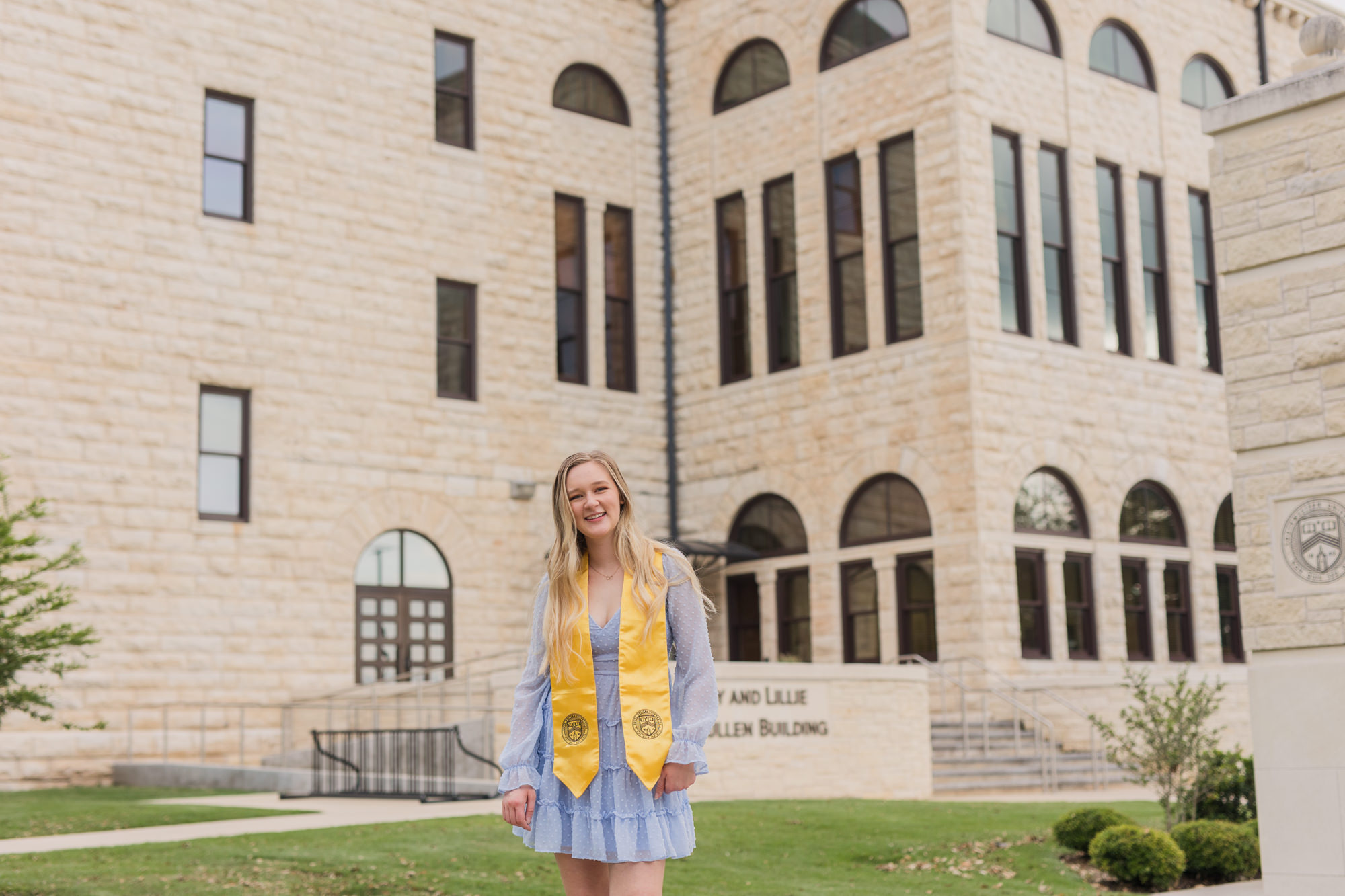 cullen building southwestern university grad photos