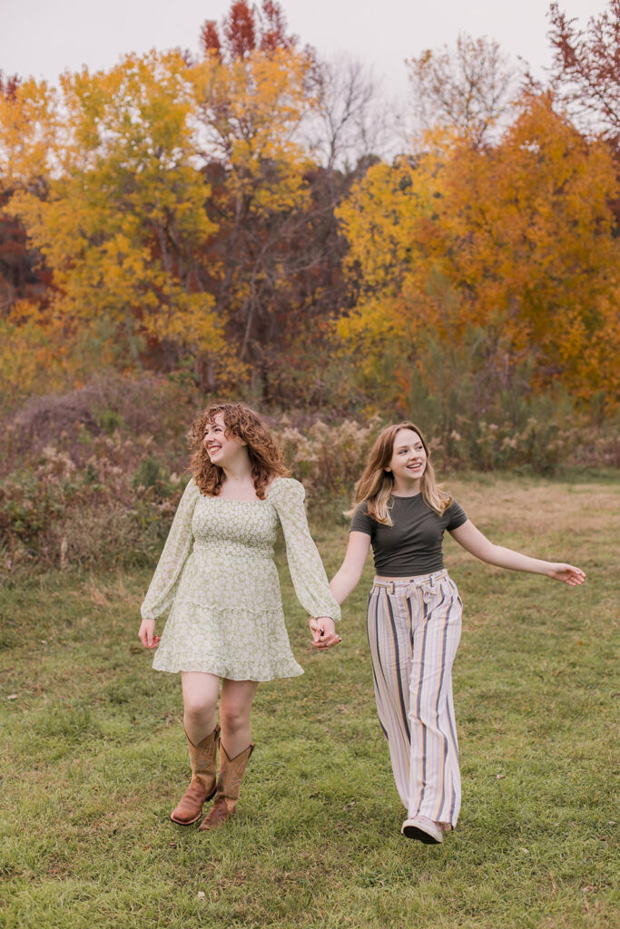 Should you take senior photos in the Fall or Spring?