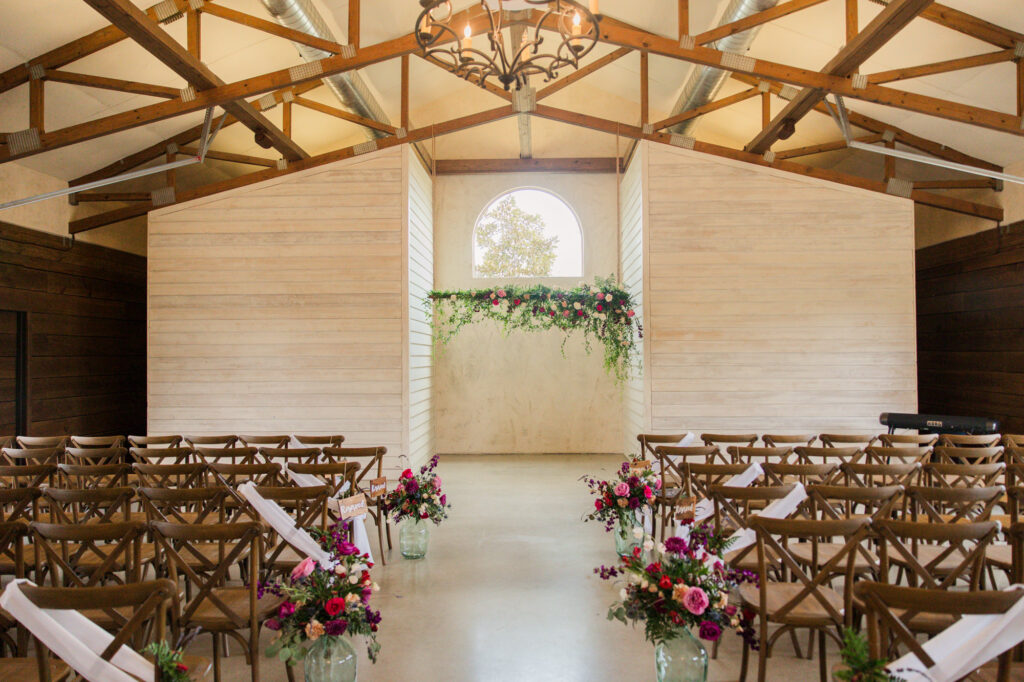 Wedding at Lone Oak Barn