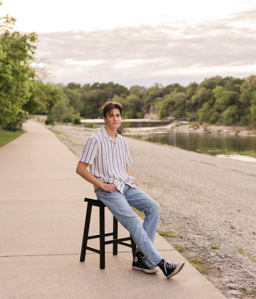 Editorial Senior Photos in Downtown Georgetown