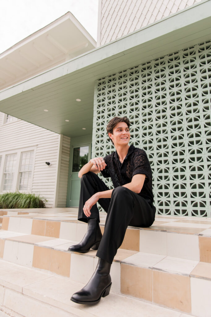 Wish well house senior photos