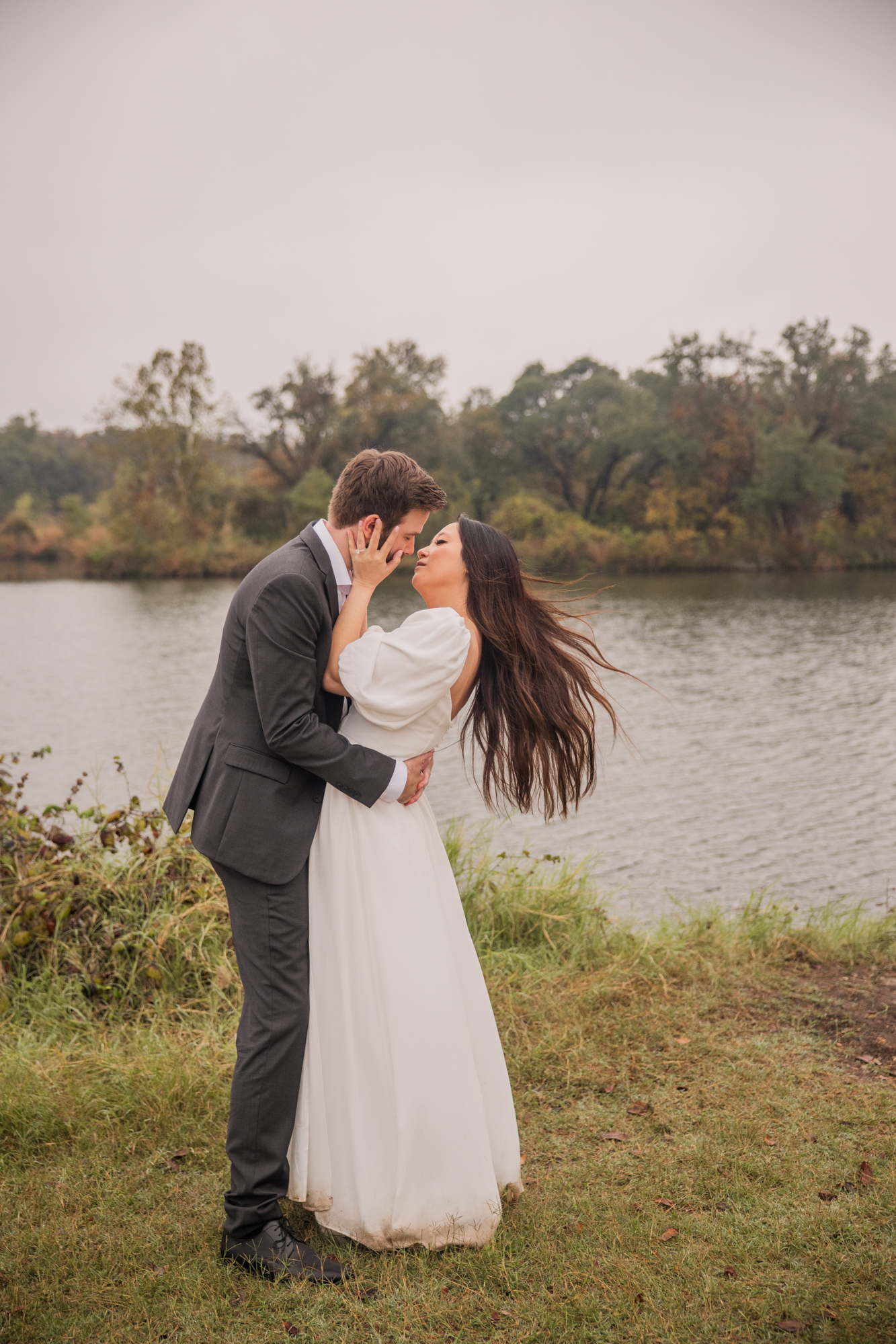 Romantic Post-Wedding Photos