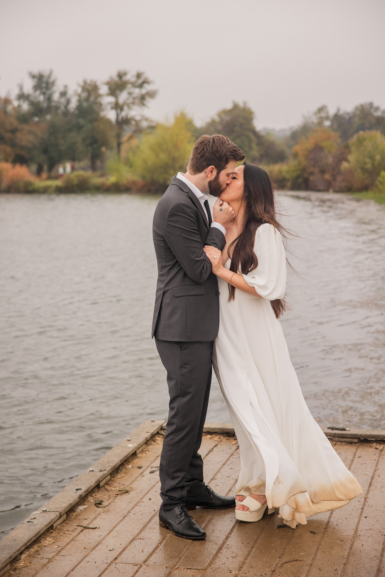 Romantic Post-Wedding Photos