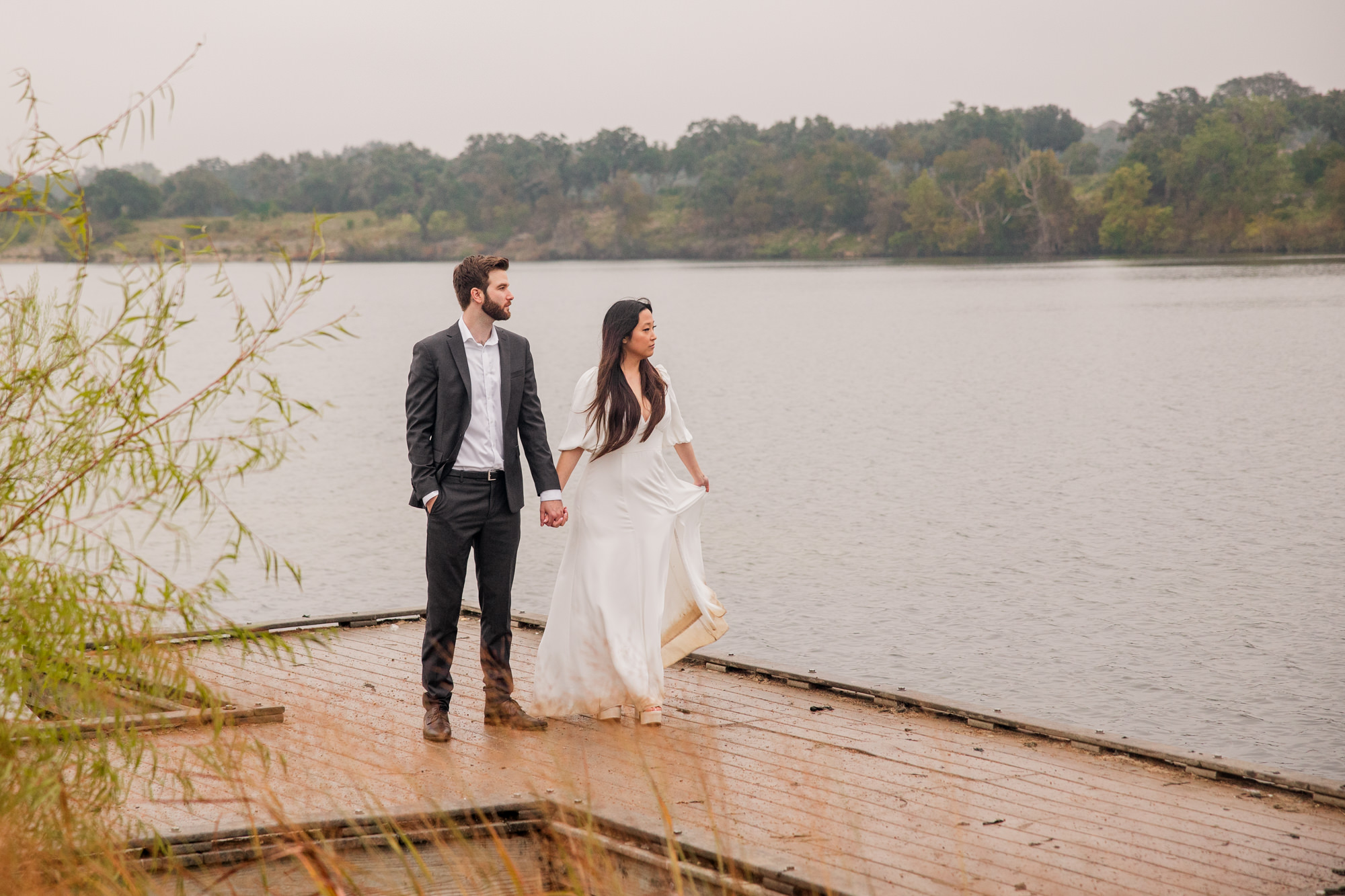 Romantic Post-Wedding Photos