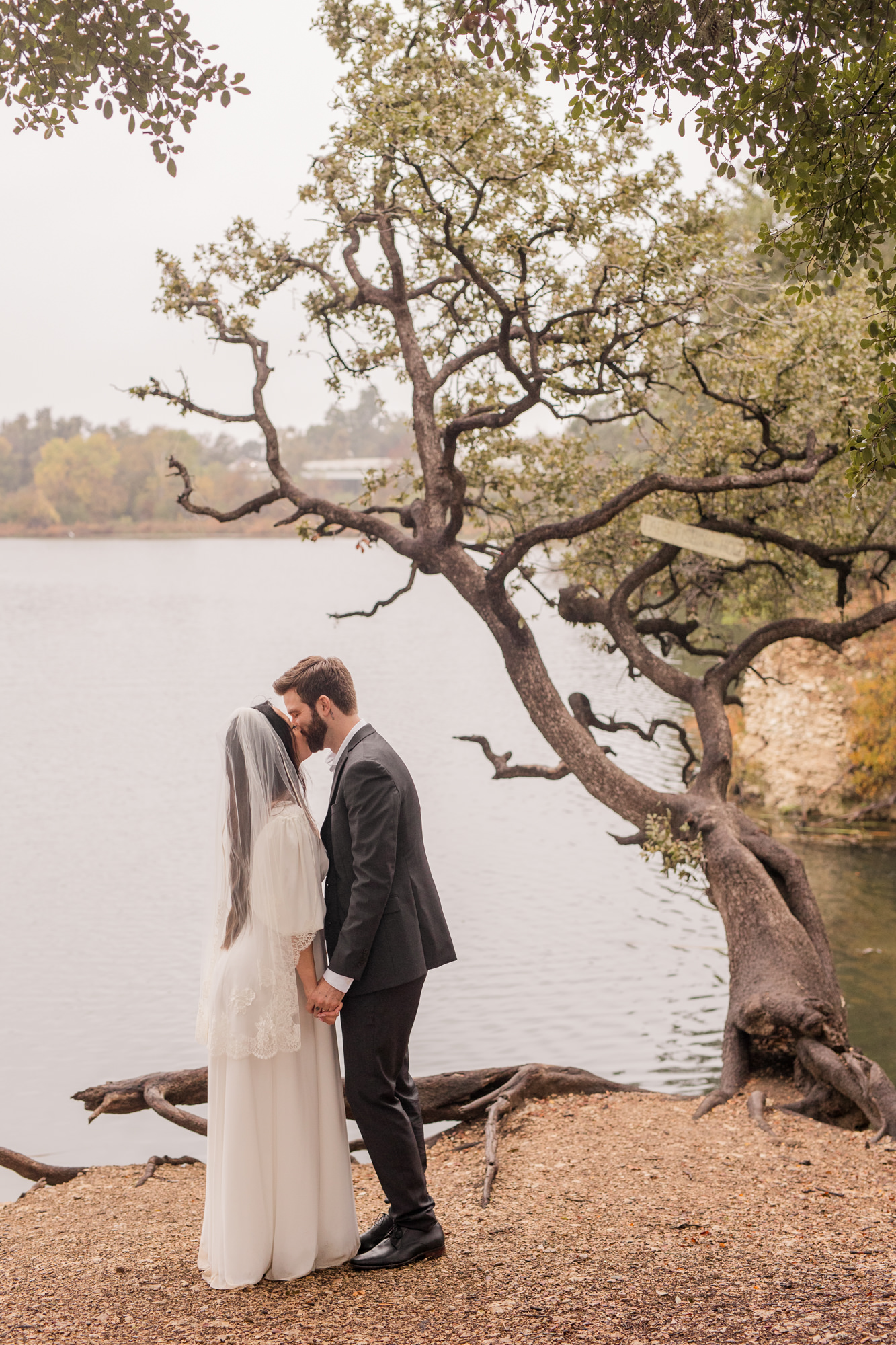 Romantic Post-Wedding Photos