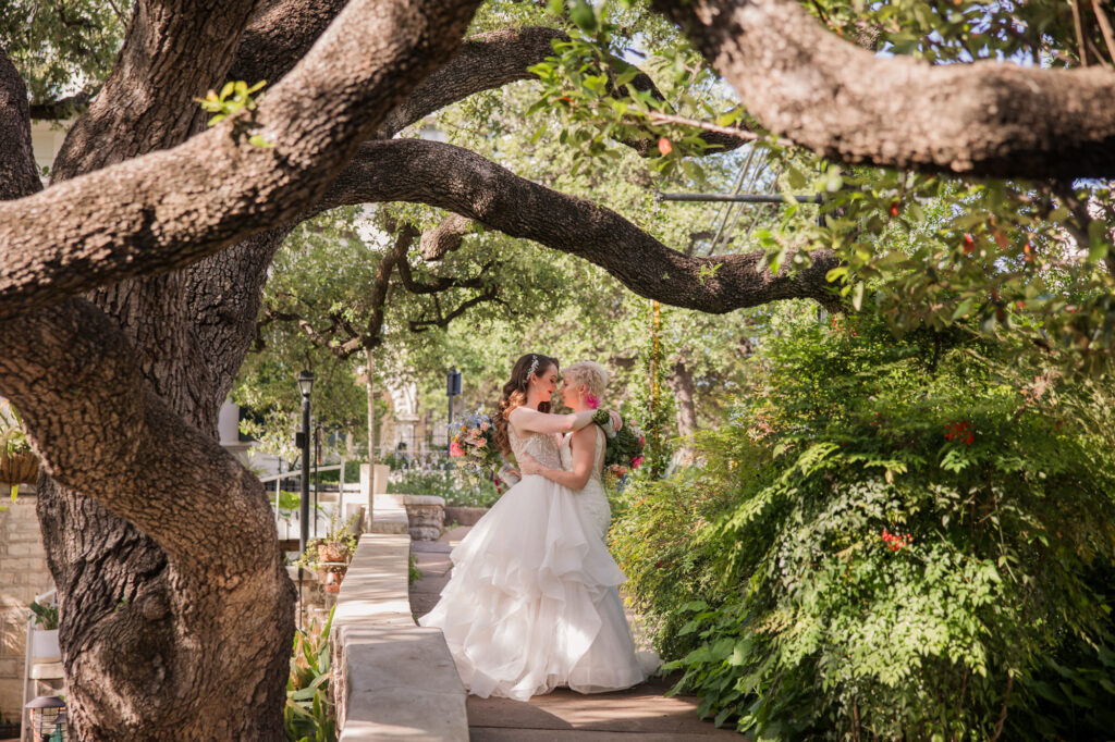 Wedding at Chateau Bellevue in Austin, Texas