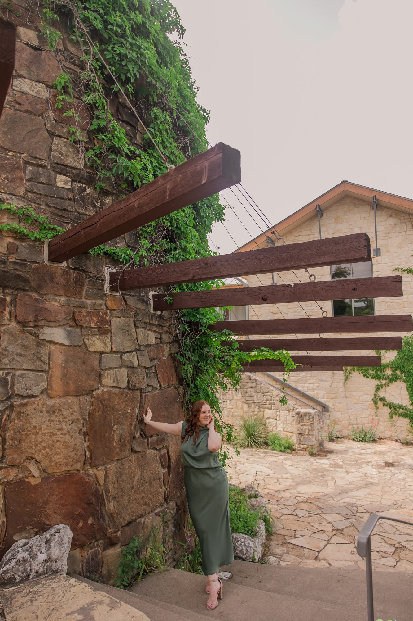 Spring Senior Photos at Lady Bird Johnson Wildflower Center | Katelyn