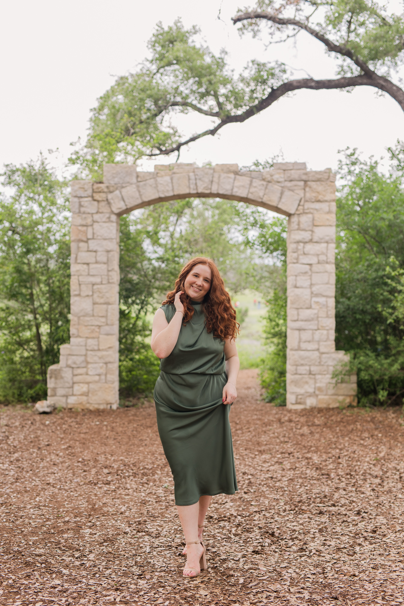 Spring Senior Photos at Lady Bird Johnson Wildflower Center | Katelyn