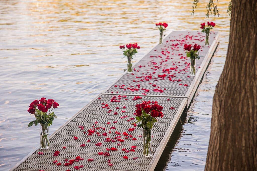 Airbnb house dock riverside marriage proposal | red rose petals