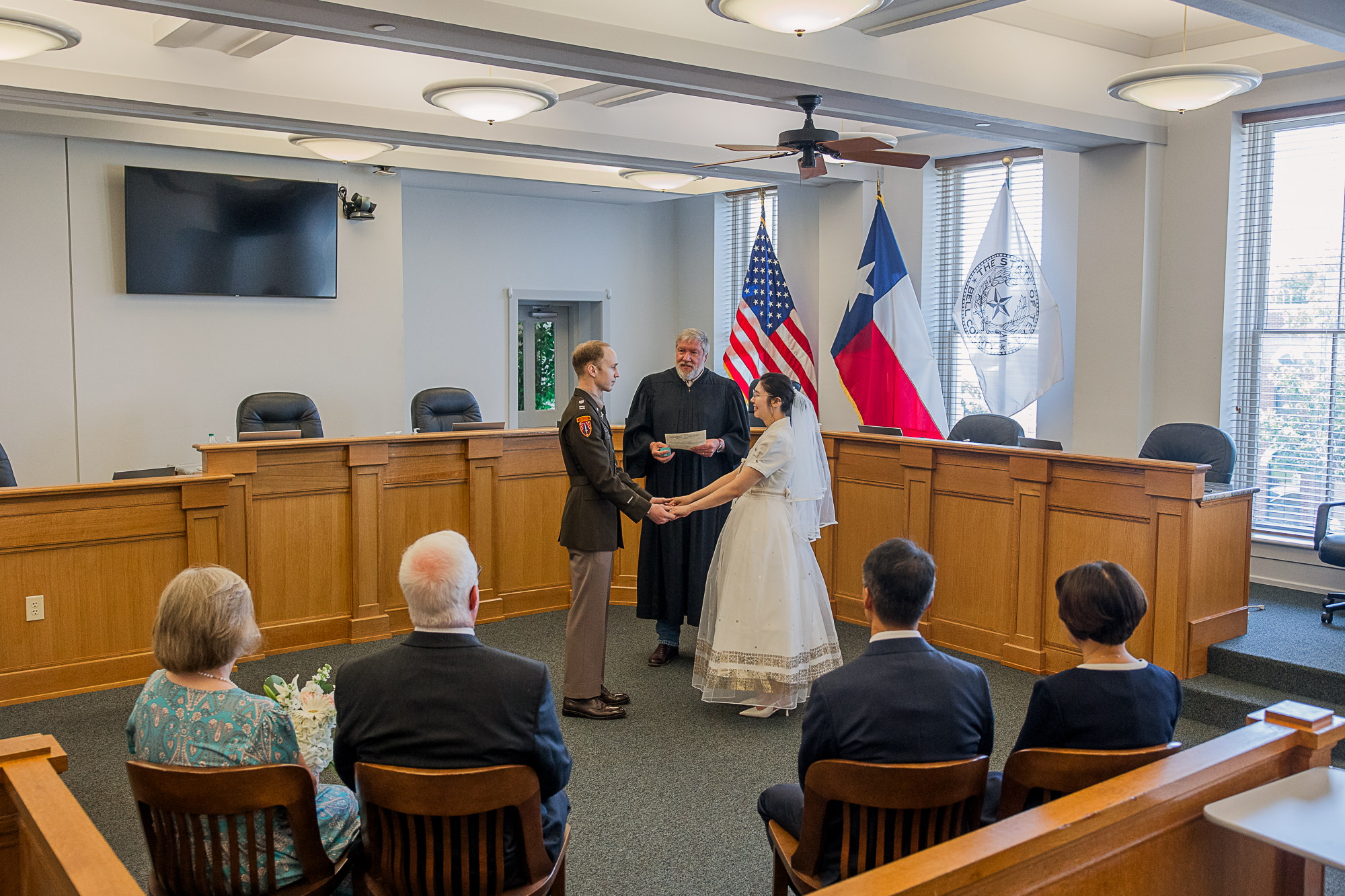 Belton County Texas Courthouse Elopement
