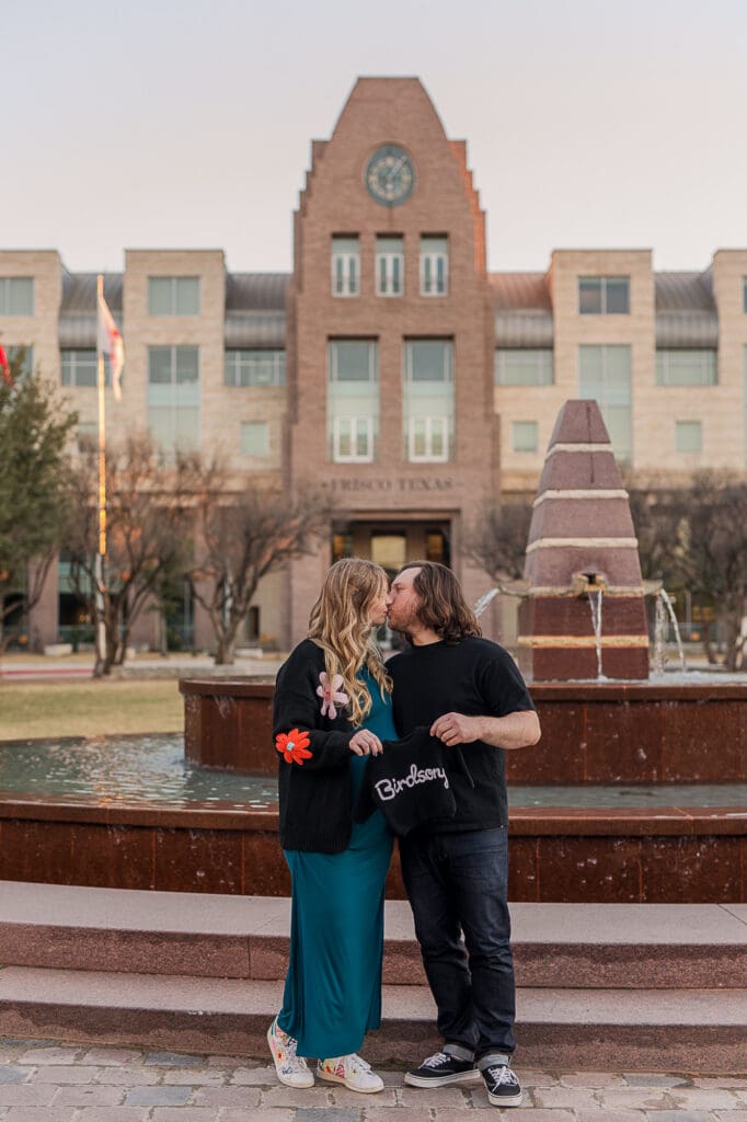 Maternity Photos in Frisco Square