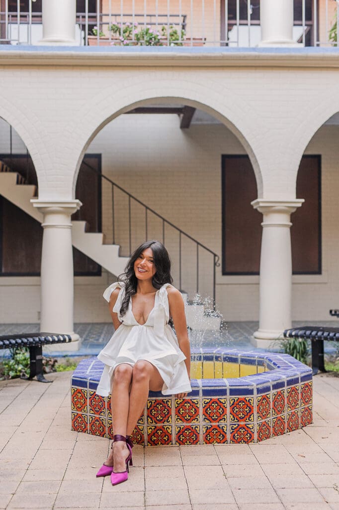 Taylor Murphy Courtyard fountain Texas State grad photos