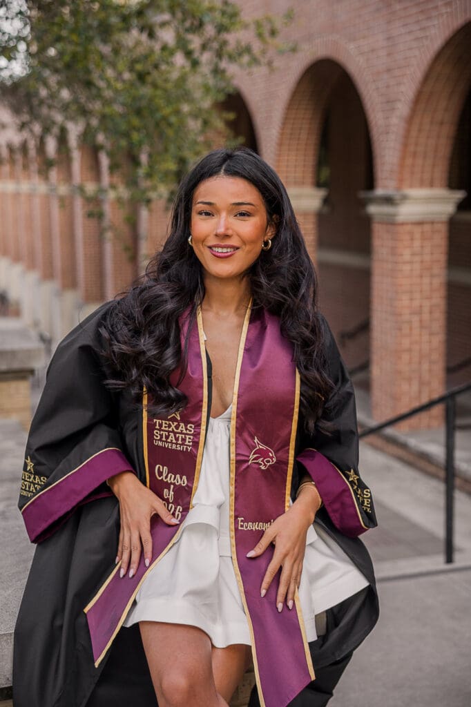 Texas State arch grad pictures, san marcos photographer